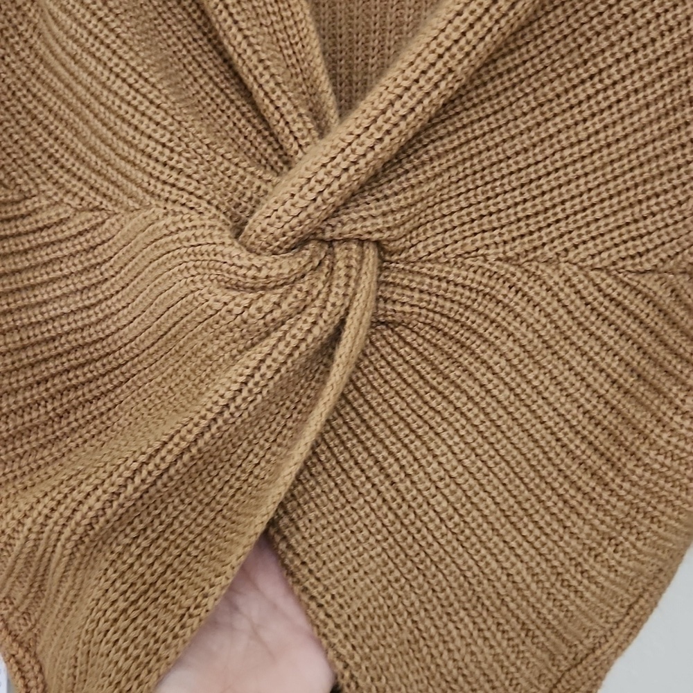 Chunky knit Back Wrap Scrunch Sweater High Low Size M Fashion Nova - Picture 6 of 9